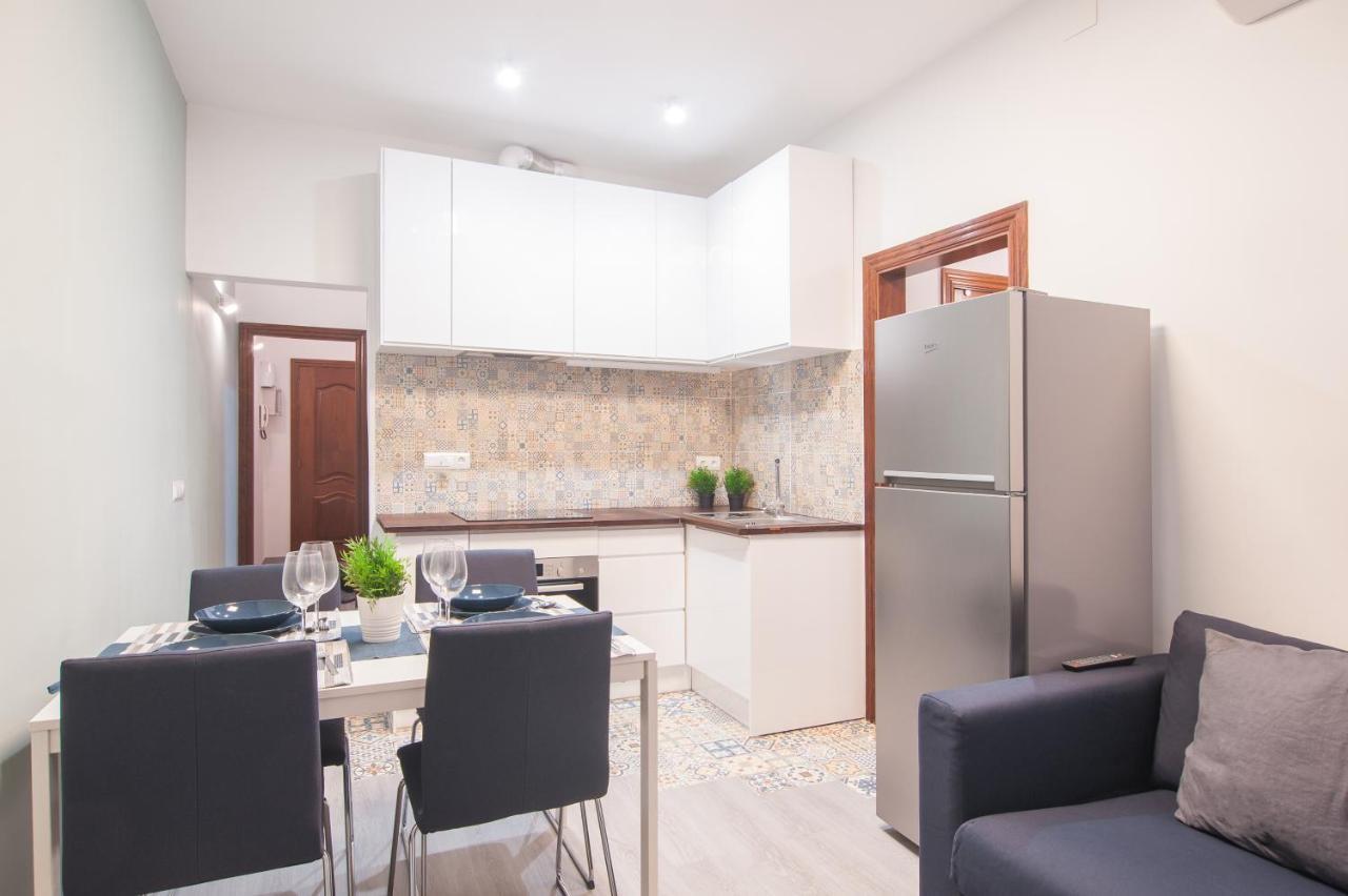 Db Nice Apartment Sagrada Familia Barcelona Exteriör bild